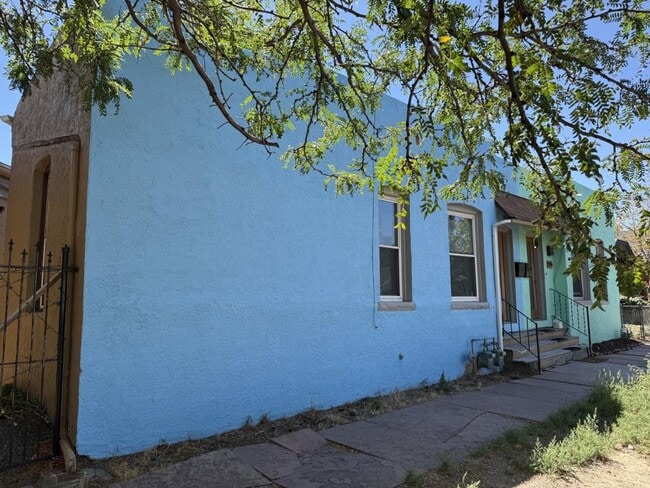 Photo - 2946 Glenarm Pl