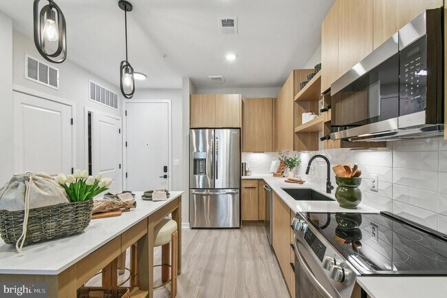 Photo - 43601 Charitable St Unit 273