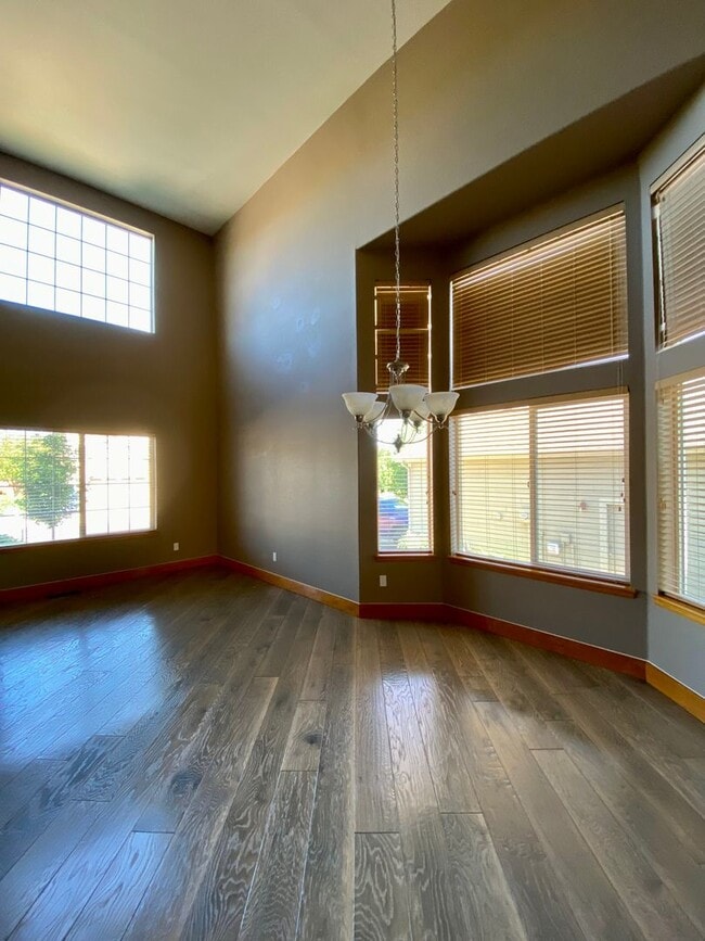 Photo - Immaculate 4 bed 3.5 Bath with Mountain Views and Unique Amenities!  Pet Friendly! Desirable 80922!