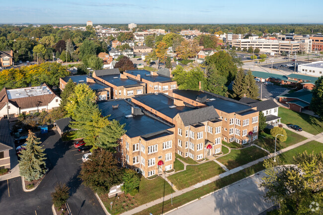 Building Photo - Dearborn Apartments