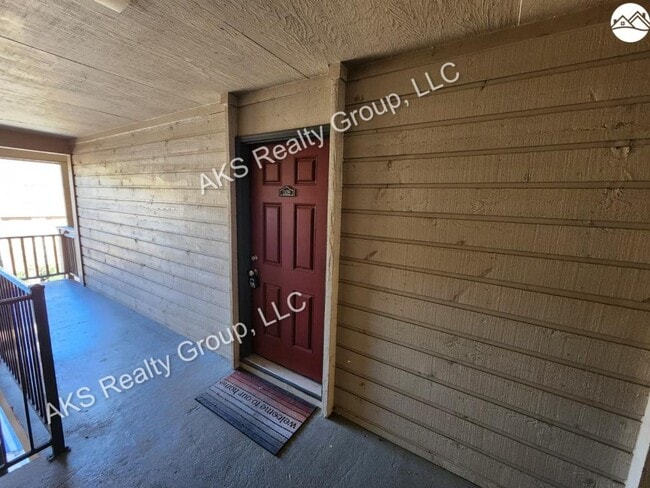 Photo - 1108 Chapel Creek Dr