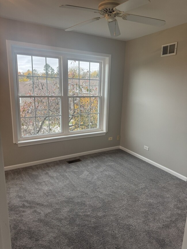 Photo - 11S473 Rachael Ct