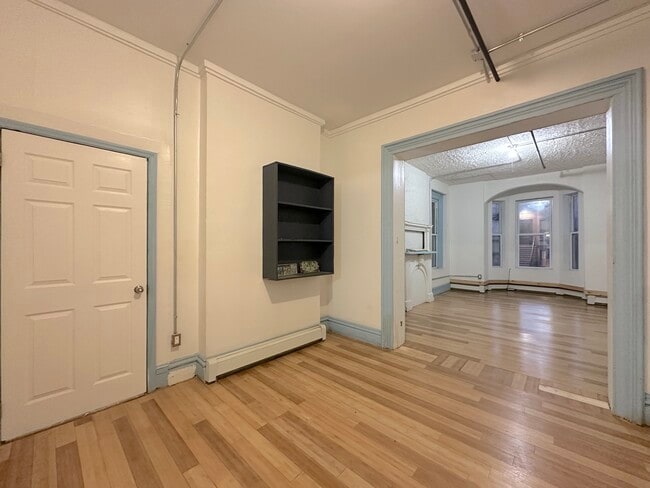 Photo - 56 Dubois St Unidad 1