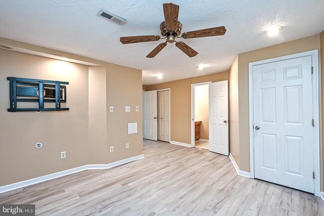 Photo - 105 Sunny Hill Ct