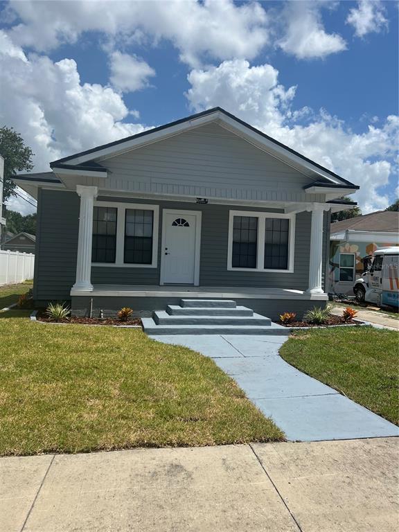 Photo - 2111 W Cass St House