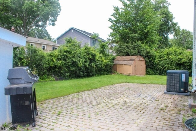 137 Centerton Dr