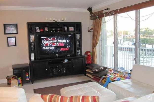 Building Photo - 180 Isle of Venice Dr Rental