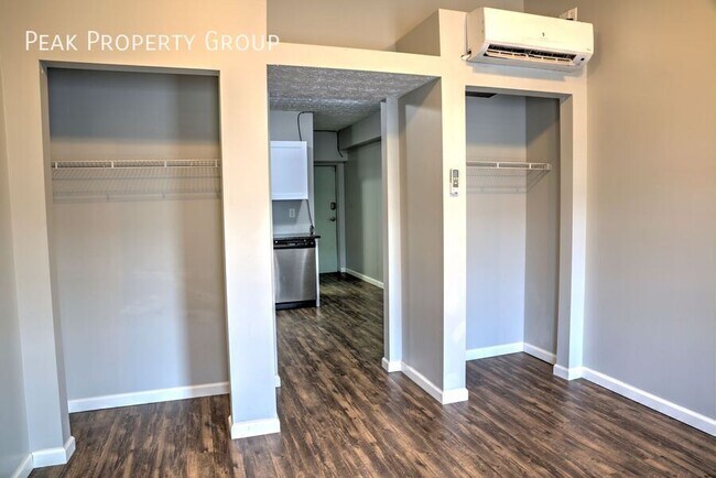 Photo - 1661 N Pearl St