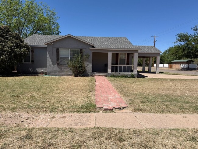 Photo - 1700 S Avenue B