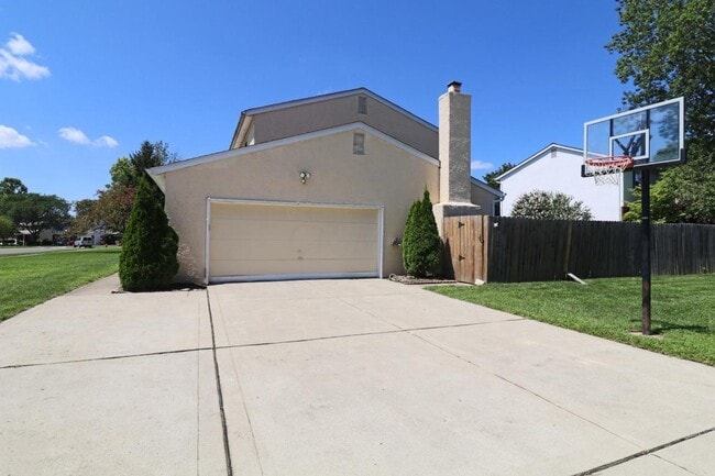 Photo - 281 Parkview Dr