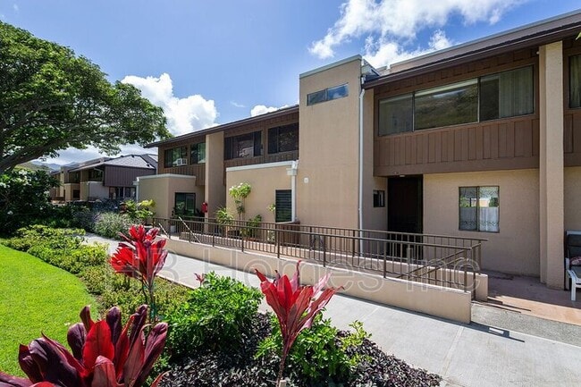 Building Photo - 348F Kaelepulu Dr