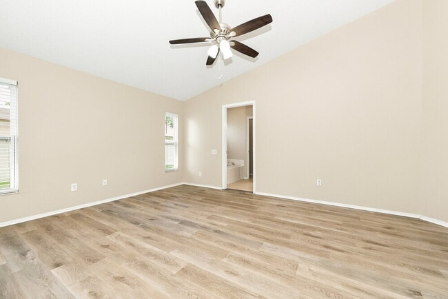 215 Island Water Way