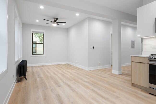 Photo - 1310 W Birchwood Ave Unit 2