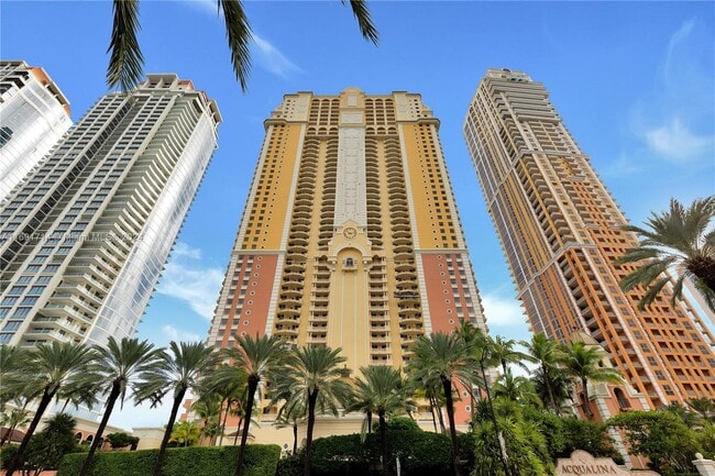 Building Photo - 17875 Collins Ave Unit 905 Rental