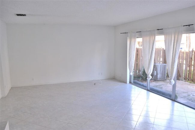 Photo - 8237 NW 8th Ct