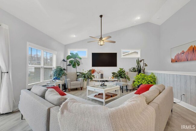 Photo - 4322 Centennial Dr