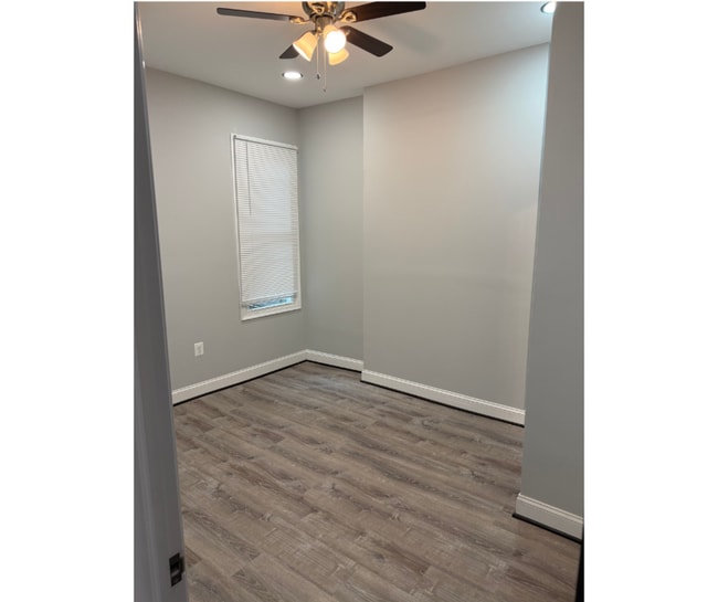 Photo - 615 N Rosedale-BC AVAILABLE $550 BC Unit BC AVAILABLE $550 BC