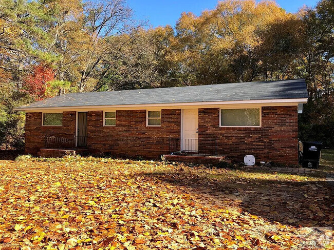 Building Photo - 180 Sycamore Ln Rental