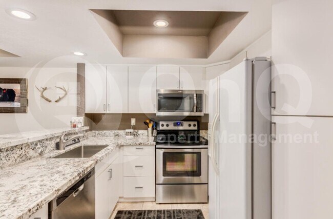 Photo - 1645 W Baseline Rd Unidad 1004