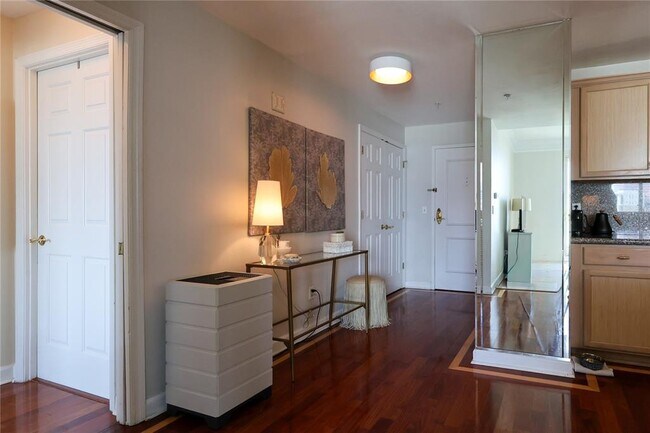 Photo - 345 Bayshore Blvd Unidad 1708