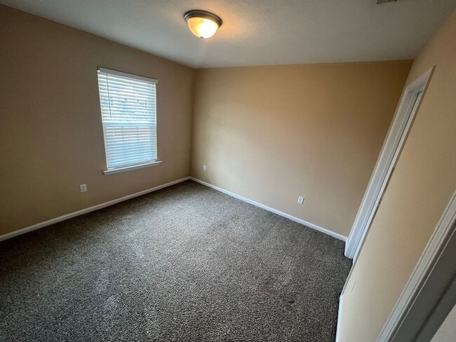 Photo - 132 Buckhaven Way