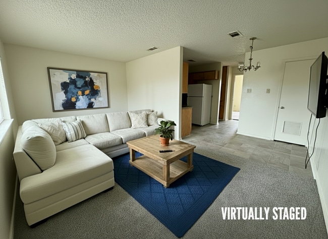 Photo - 2211 Cascade Dr Unit B