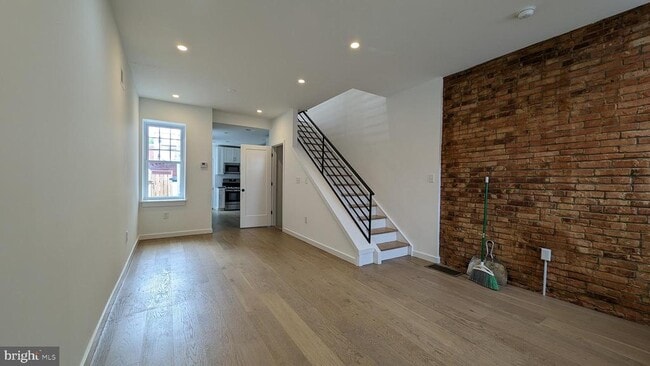 Photo - 2232 N Mascher St