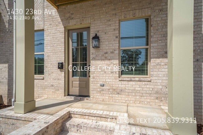 Photo - 1430 23rd Ave