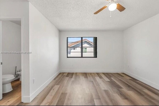 Photo - 2512 SW 113th Ct