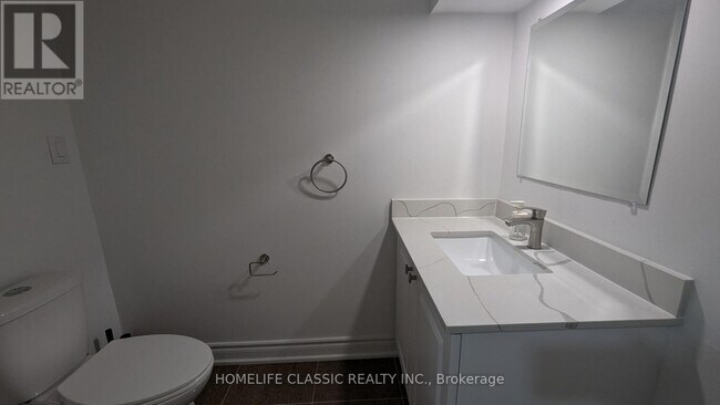 Photo - 230 Alsace Rd