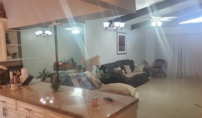 Photo - 213 Briarwood Cir