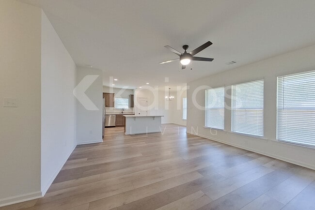 Photo - 302 Carencro St