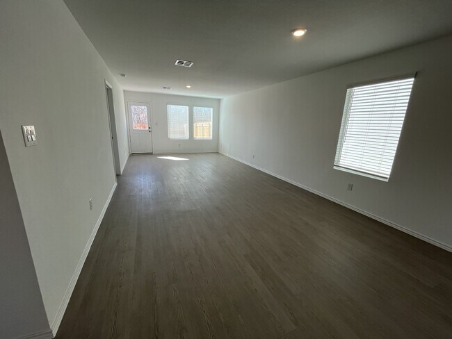 Photo - 217 Pink Footed Pass