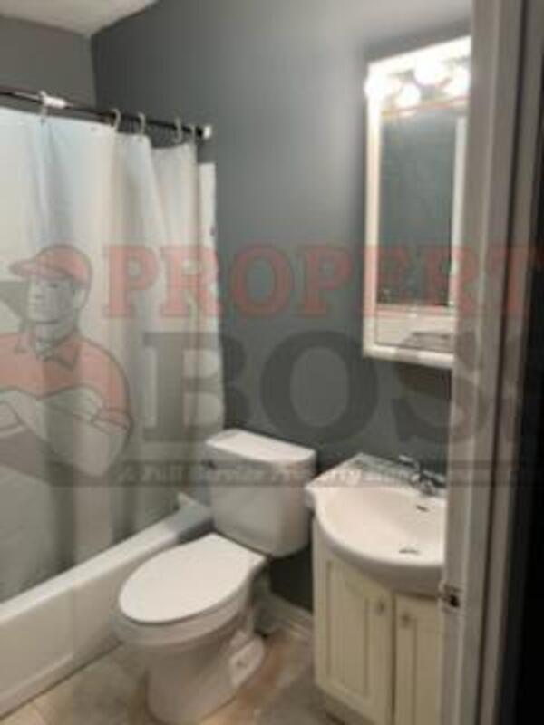 Photo - 934 Henry St