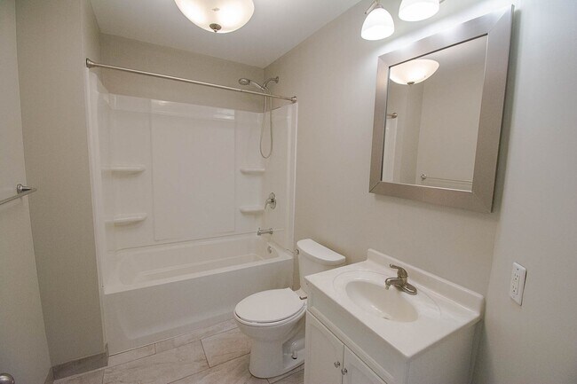 Photo - 1746 1st St SW Unit # 2