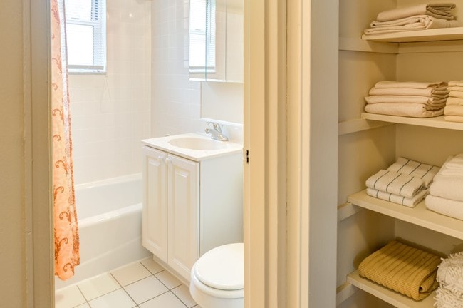 Photo - Wingate Apartments, LLC