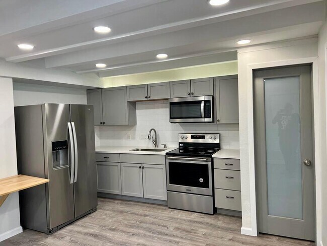 Photo - 5804 Circulo Dr Unidad 5E