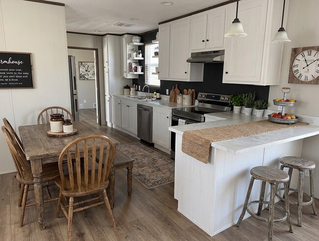 Photo - 129 Ponderosa way