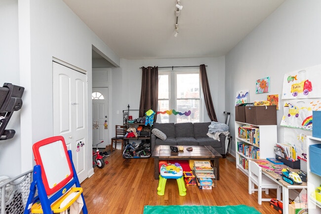 Photo - 2341 W Montana St Unit 1F