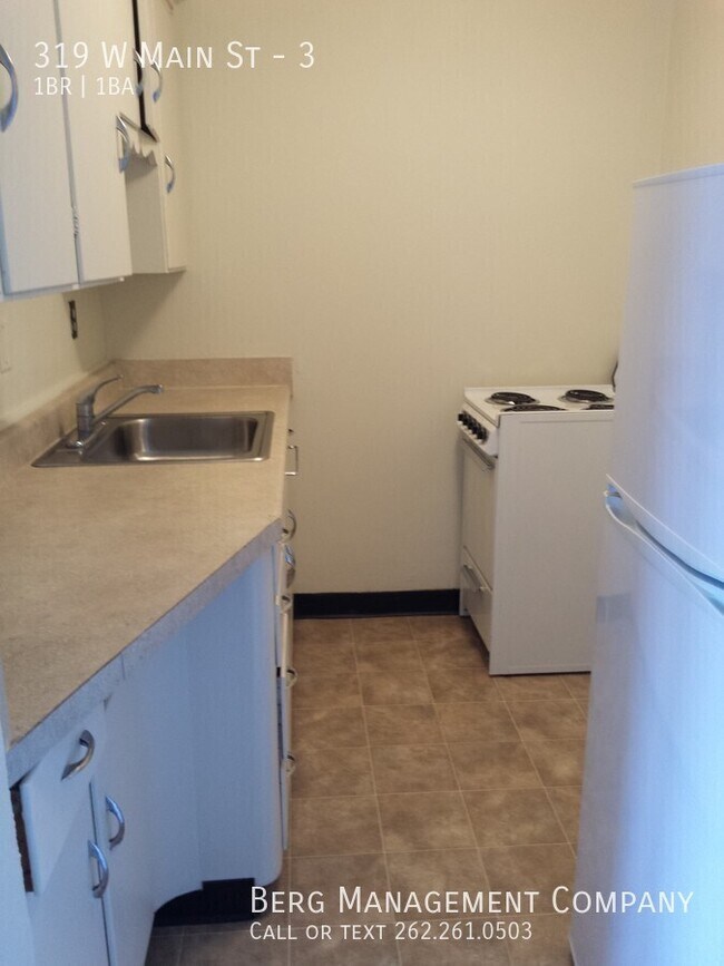 Photo - 319 W Main St Unit 3