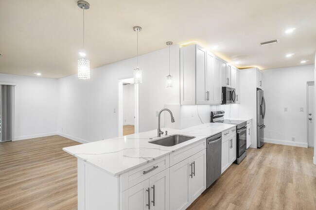 Photo - 434 SW 9th St Unit A