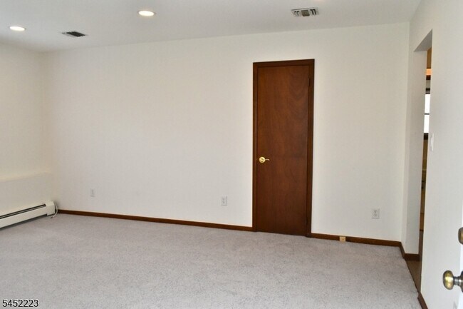 28 Elmhurst St Unit 1
