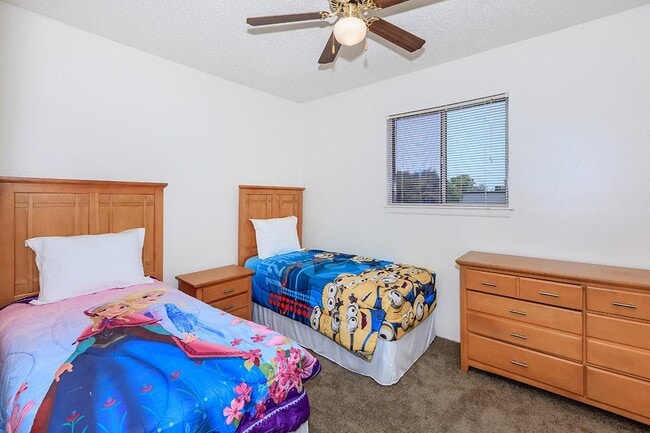 Bronco Apartments