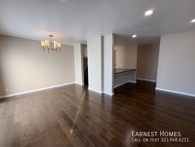 Photo - 141 S Clark Dr Unit 530