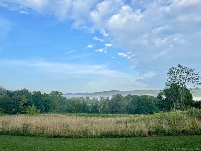 Photo - 34 Knibloe Hill Rd