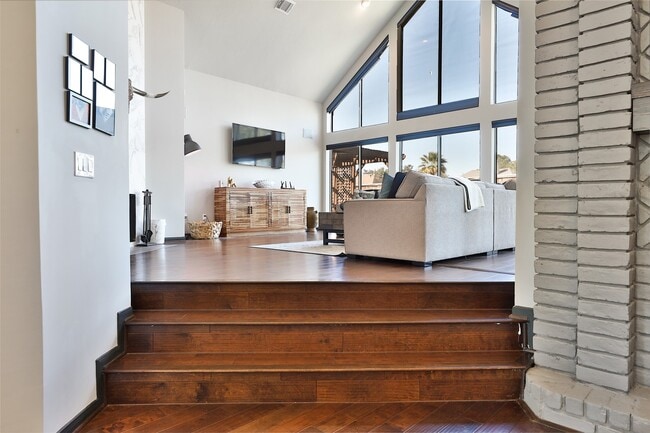 Photo - 1818 Brookchester Dr