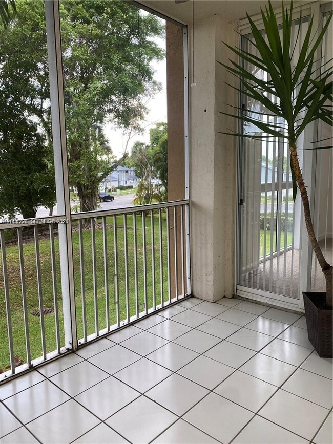 Photo - 9805 NW 52nd St Unit 207