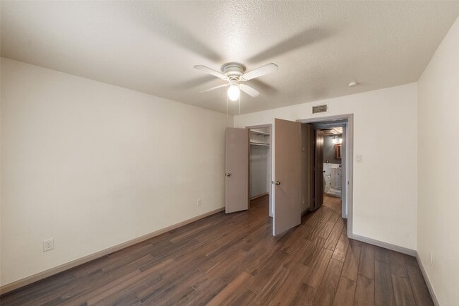 Photo - 1880 White Oak Dr Unit 181