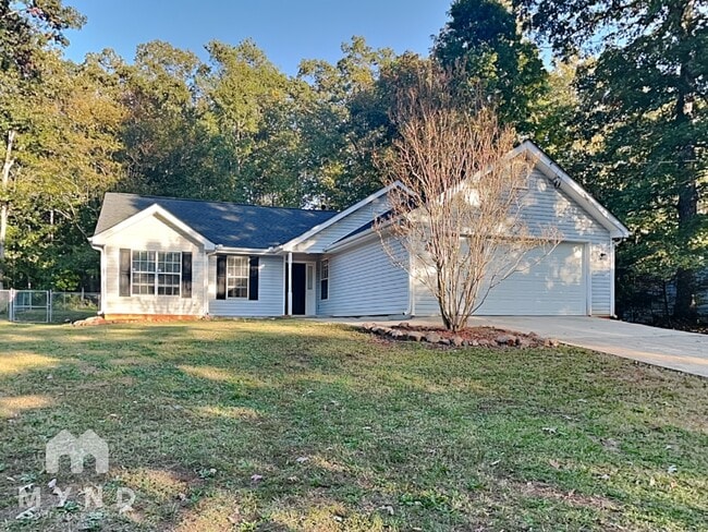 Photo - 725 Cowan Rd