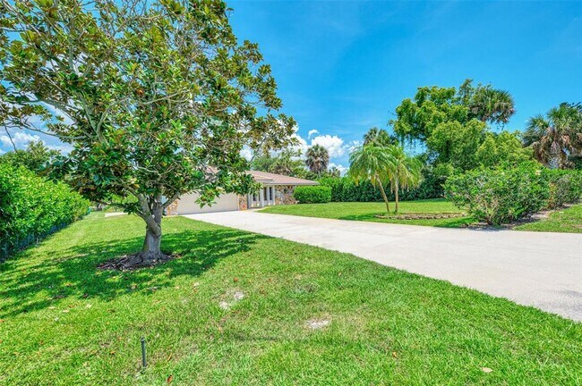 2340 Palmetto St